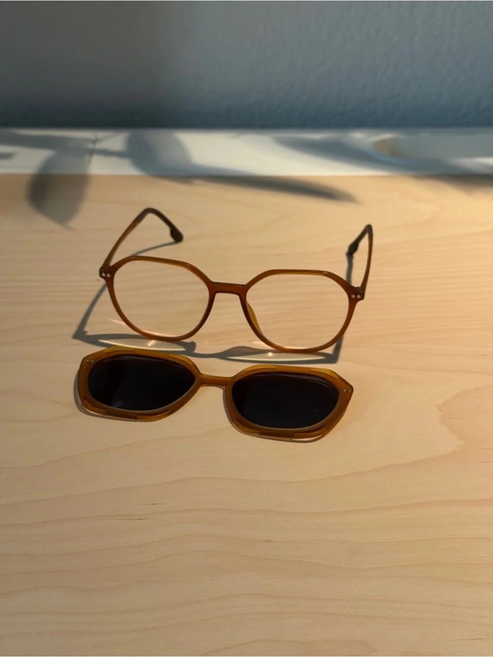 Eyecroxx frames clip